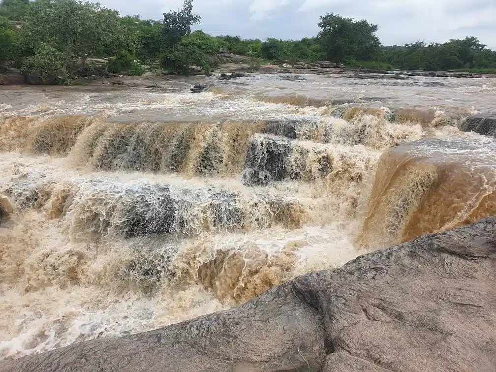 Best Waterfalls Places In Bihar in Hindi